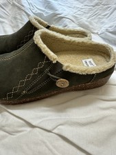 Earth Origins Aurora Johanna Olive Green Faux Fur Lined Mule Clogs 9/12 M NIB