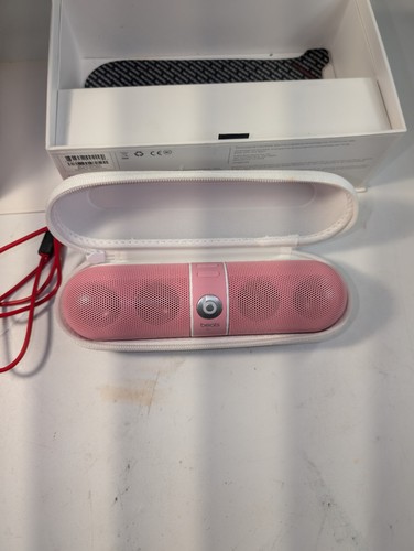 Beats Pill Speaker Pink Nicki Minaj Limited Edition w/ Case and Cords