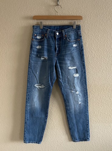 Levi's Strauss Women Size 26 Distressed Jeans