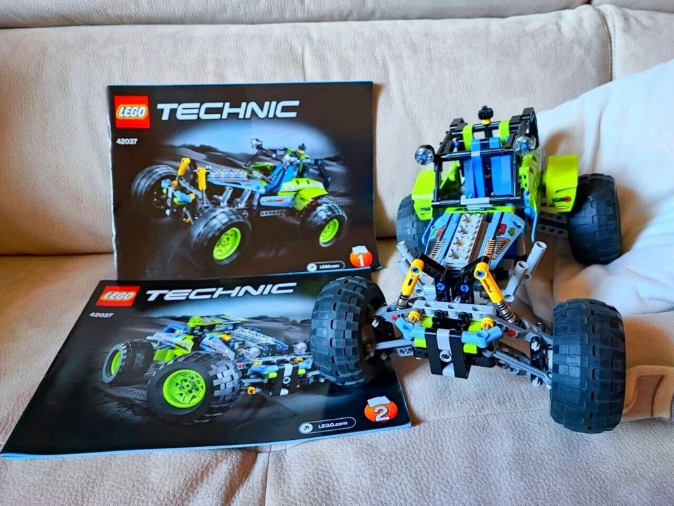 LEGO Technic 42037 Formula Off-Roader, foto 2 di 5