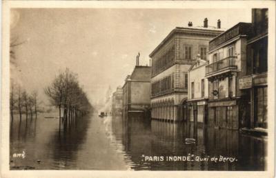 CPA AK PARIS 12e INONDÉ Quai de Bercy (673569)