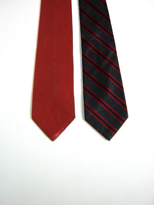 2 X KRAWATTEN TIES Gregory Geoffrey Beene Originale