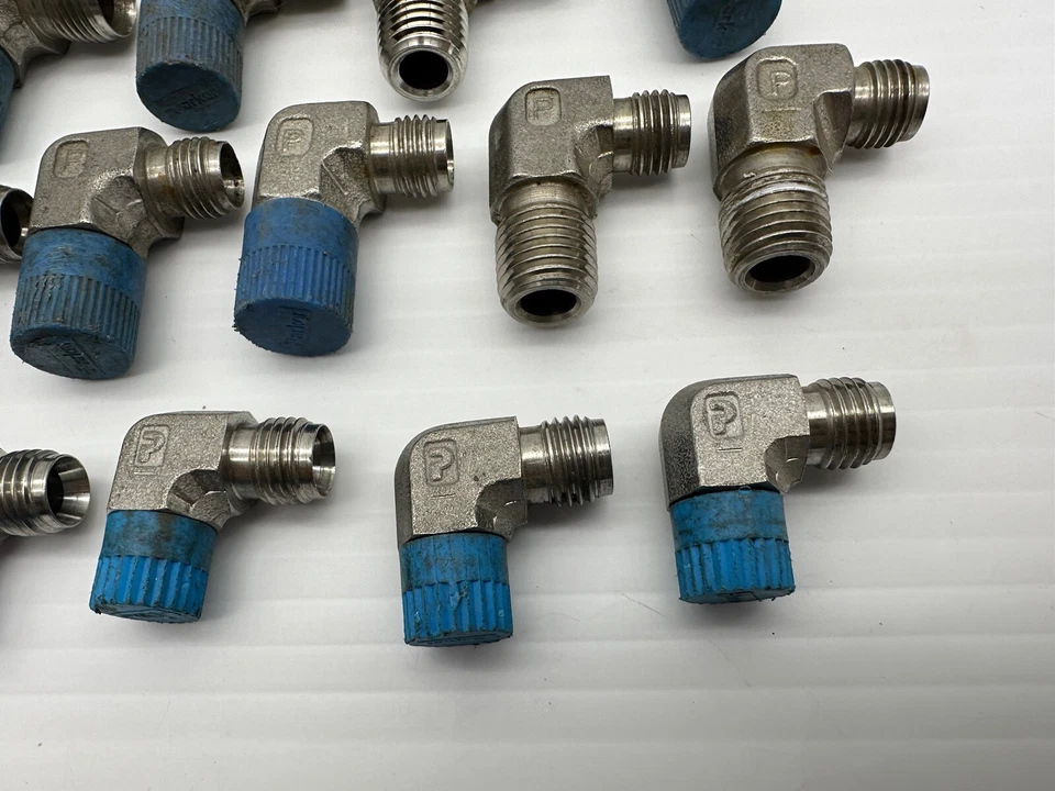 Lote 26 Codos de Unión Mezclados de Compresión de Tubo Parker 90 Grados 316 SS Usados Foto 2 de 4