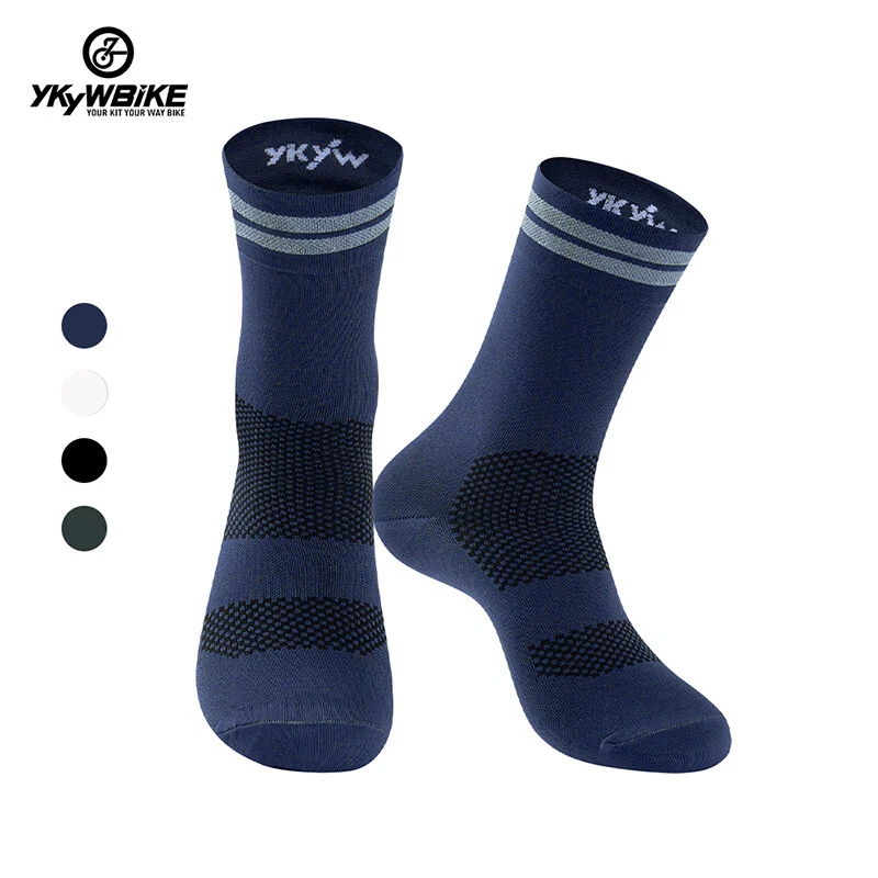 Cycling Socks Reflective  Sports Outdoor Breathable Socks Moisture Wicking - Image 4 of 4