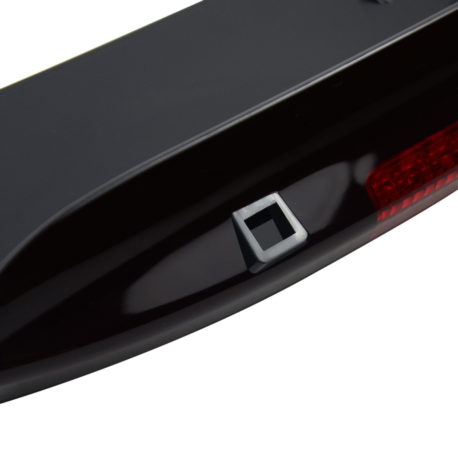 NEW High Mounted Rear Brake Light Lamp for Land Rover LR3 LR4 LR072856