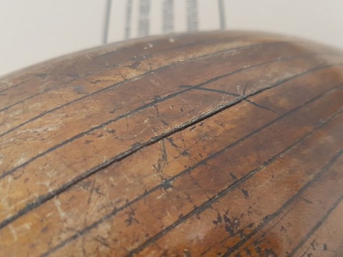 VINTAGE ROUND BACK MANDOLIN - made in ITALIA - Picture 11 of 12
