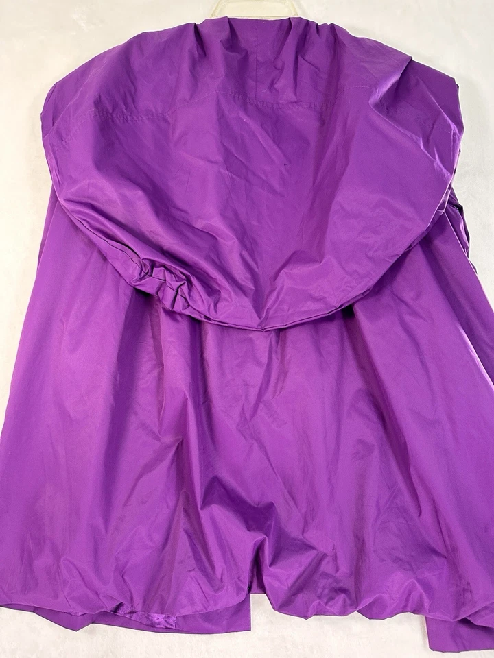 Chaqueta cortavientos Dennis Basso mediana púrpura para mujer ¡Mira la capucha en esta! Foto 3 de 4