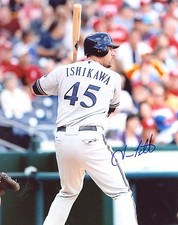 TRAVIS  ISHIKAWA    MILWAUKEE  BREWERS  SIGNED  AUTOGRAPHED  8X10  PHOTO    D