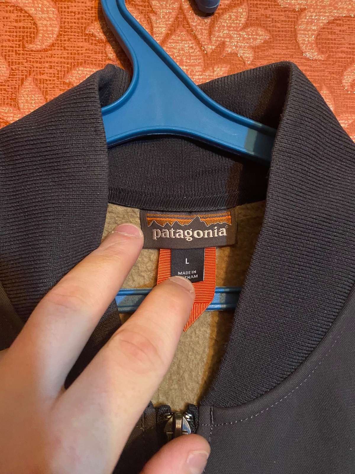 Patagonia Burly Full Zip Multi Pocket Fleece Lined Vest Men's L Gray thumbnail 6