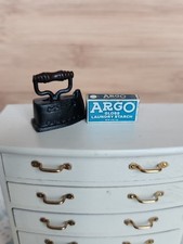 VINTAGE IRON FOR MINIATURE DOLLHOUSE OR ROOM BOX - Metal Laundry Accessory