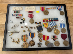 Vintage Service Medals/Ribbons W/ Case - Fast Free Shipping!