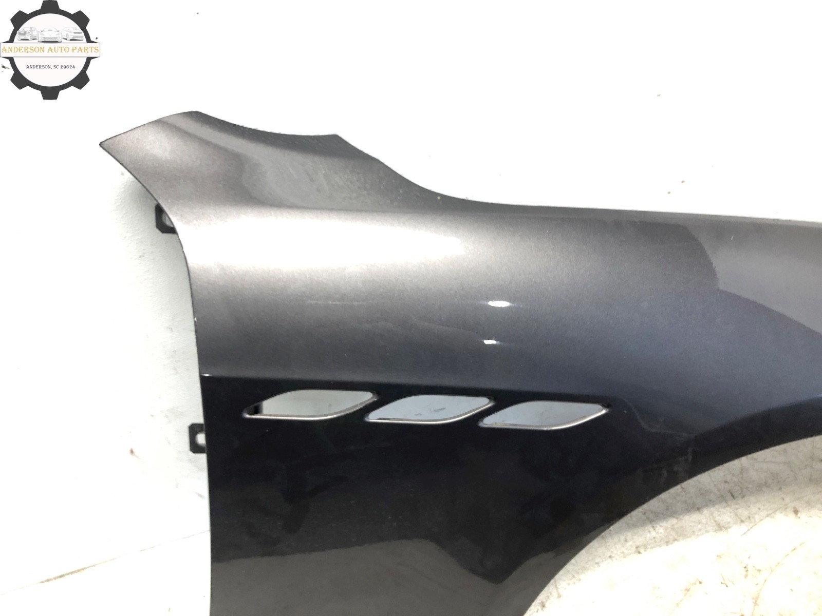 2014-2019 MASERATI GHIBLI RIGHT PASSENGER FRONT FENDER OEM