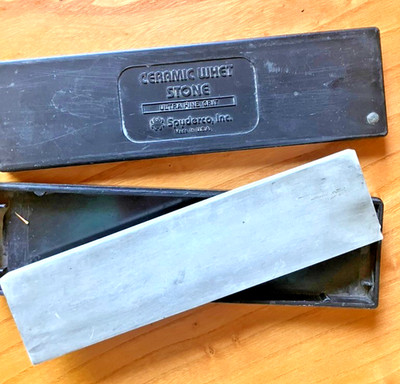 Spyderco Ceramic Sharpening Stone Ultra Fine Grit - W/Case