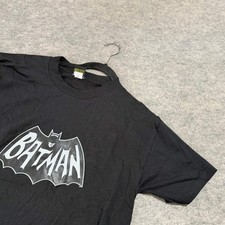 Vintage Warner Bros Batman Graphic T Shirt Black Silver Logo Mens M Made in USA