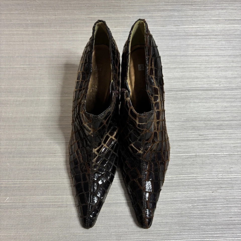 Zapatos de salón Carole Little Brown Croc de cuero brasileño en relieve tacón de gatito EE. UU. 8,5 M Foto 2 de 4