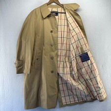 Vintage Burberrys Trench Coat Mens 42 R Tan Lined Pockets Deadstock Made In USA