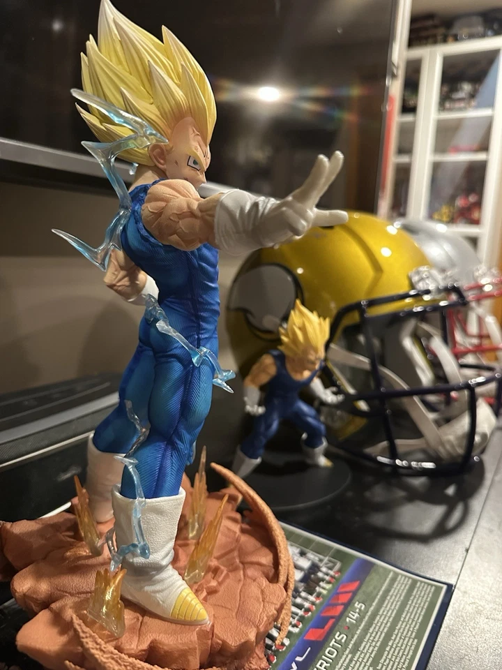 Figura de acción de PVC Dragon Ball Z Majin Vegeta de 12,4 pulgadas - Regalo coleccionable de anime Foto 2 de 4