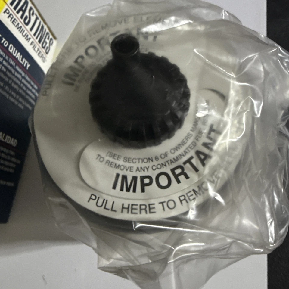 Diesel Fuel-Water Separator Filter Element with Drain FF943 - Image 3 of 4