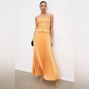 l'idee gala deep-v pleated a-line maxi dress L'IDEE Gala Deep-V Pleated A-Line Maxi Dress