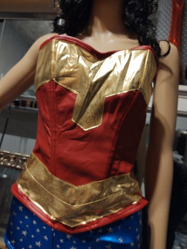 Super Hero Corset - Wonder Woman - Super Deluxe Costume - Adult Medium - Picture 7 of 15