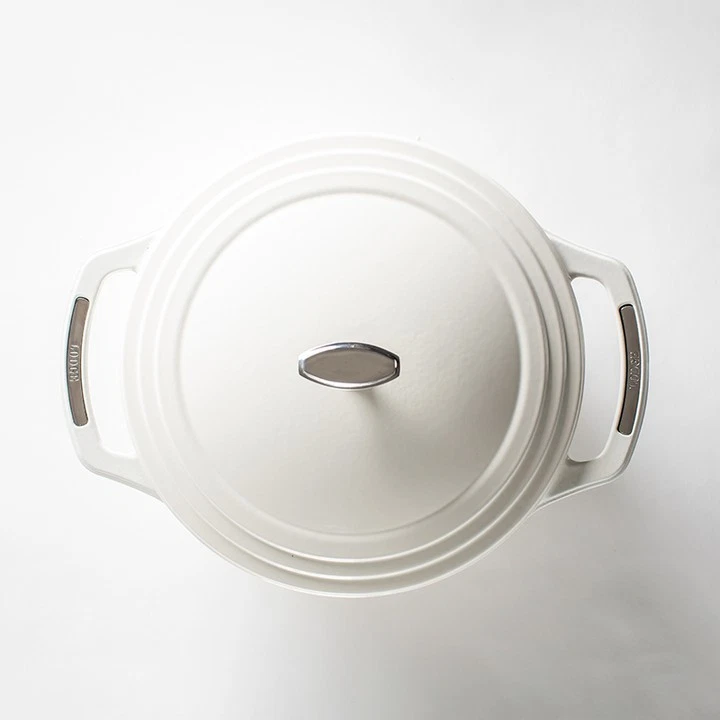 Genuine LODGE USA Enamel Cast Iron Dutch Oven US Made -Cloud Nine White - 7.5 Qt - Image 2 of 2