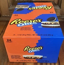 In Hand! 24 PACK! REESE'S OREO Milk Chocolate and White Creme Peanut Butter Cups