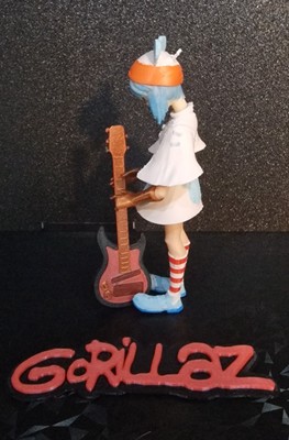 Noodle 130mm figure from Gorillaz a British virtual band guitarist The Scholar