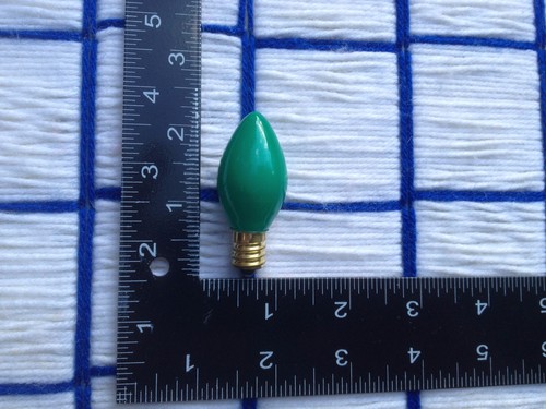 BOXof24NEW CERAMIC OPAQUE 7w GREEN C7 CHRISTMAS LIGHT bulb EXTRAboxesSHIP@$1.97* - Picture 4 of 5