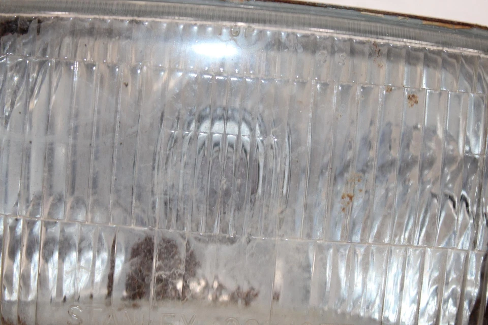 86 Polaris Sprint Oem Headlight 2431004 SP138 - Image 2 of 4