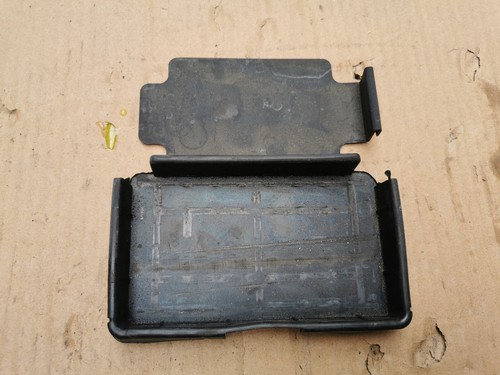 KTM Duke 4 3 690 76011054050 Batteriegummi Batterieunterlage 76011054050 6A