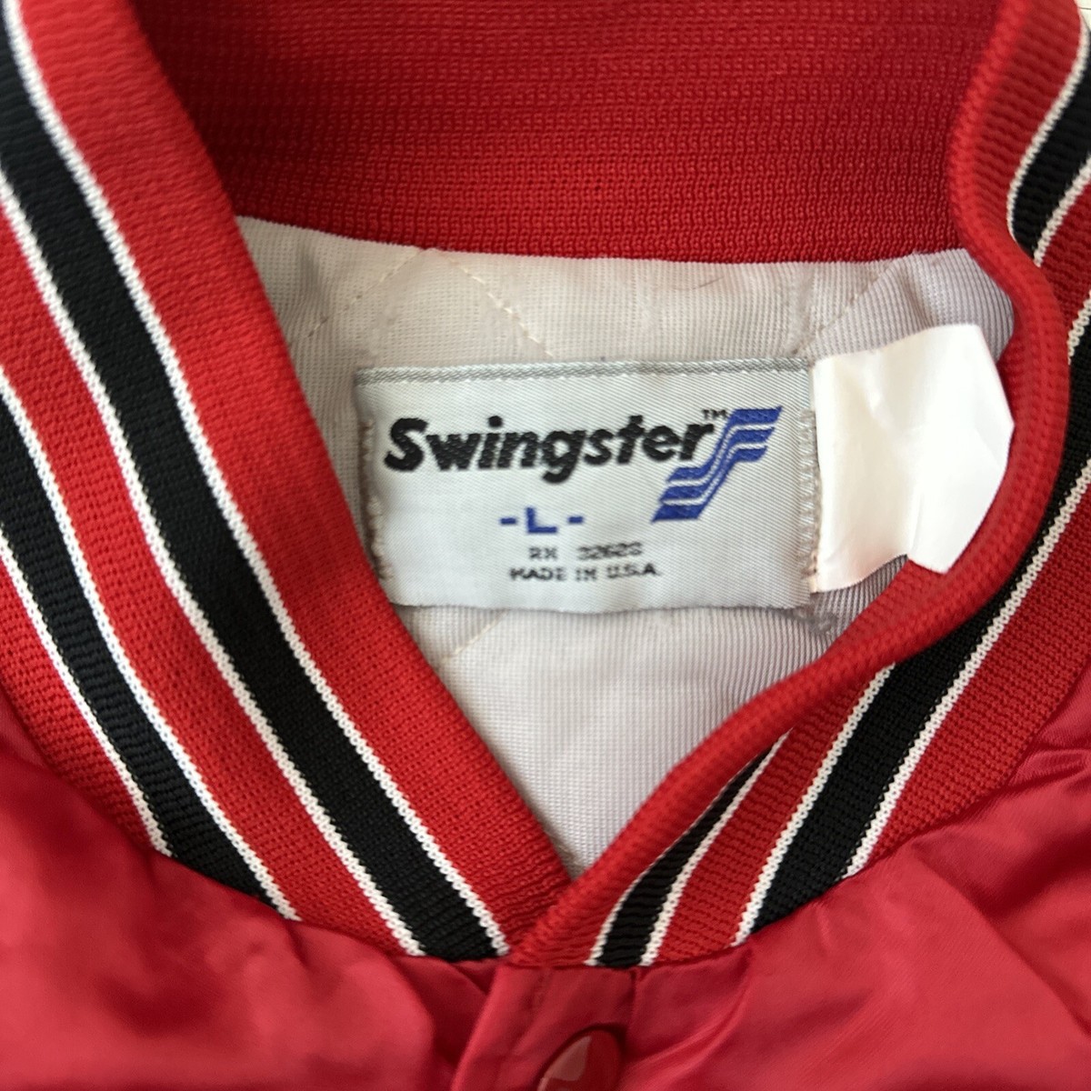『Swingster』　スタジャン　BULLS 刺繍ロゴ　レッド　【L】 Swingster』 スタジャン BULLS 刺繍ロゴ レッド 【L】 メンズ
