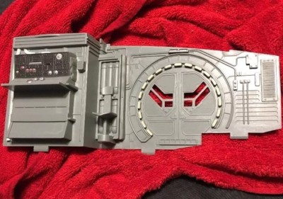 Star Wars Legacy Millennium Falcon Navi-computer Station Interior ...