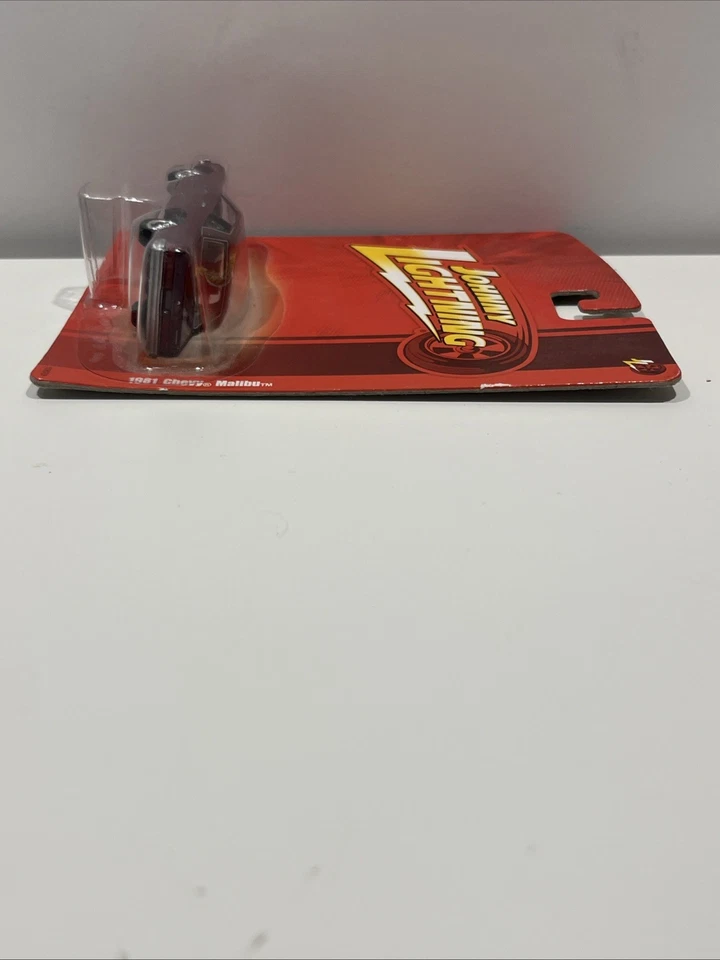 2010 Johnny Lightning 1/64 Purple 1981 Chevrolet Chevy Malibu G34 - Image 4 of 4