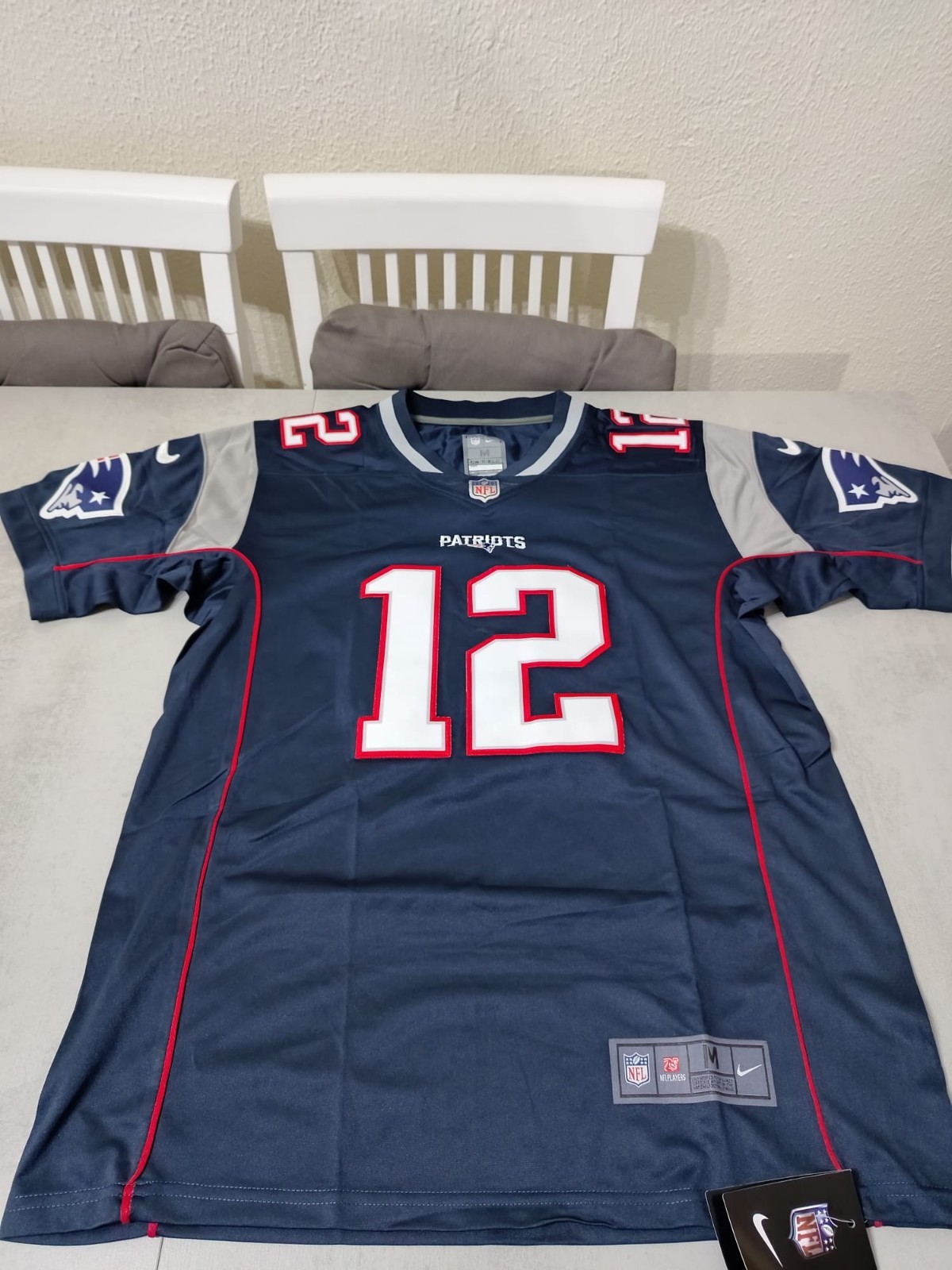 BRADY CAMISETA DE LA NFL DE LOS PATRIOTS AZUL. TALLA M.