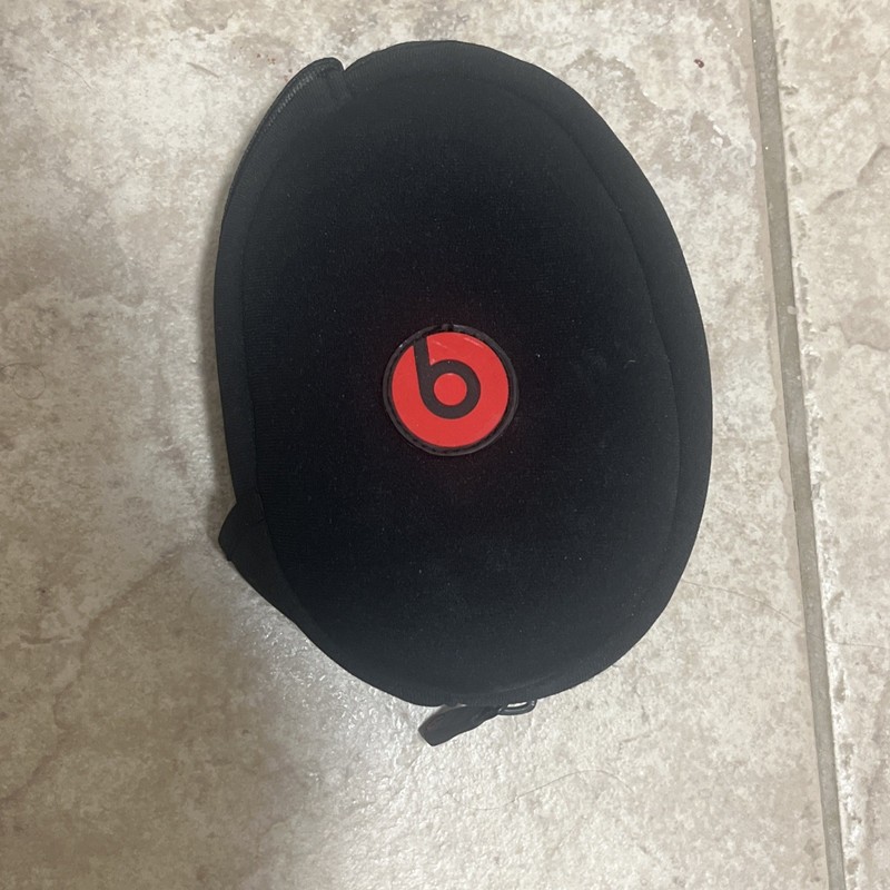 Soft Case with carrying handle for Beats by Dr Dre Solo bluetooth Headphones