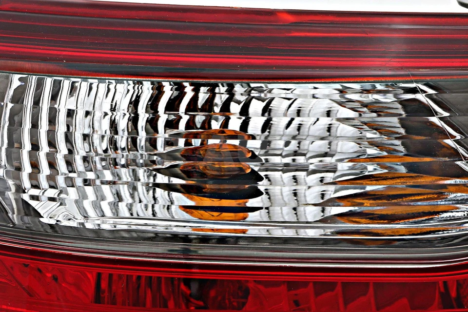 For 2015-2017 Toyota Camry Tail Light Driver Side - Image 2 of 4