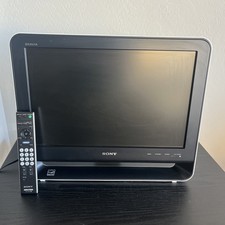Sony Bravia 19" LCD HDTV KDL-19M4000 Black White With Remote 2008 gaming RV camp