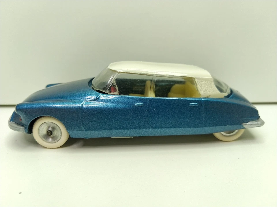 Solido démontable - Junior 3 (199) - Citroën DS19 - Photo 3/4