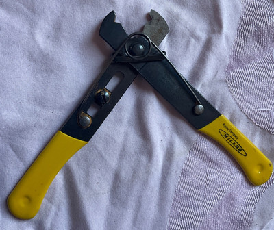K. Miller Tool Co. Model 101-S Wire Cutter & Stripper  USA Made 100 w/ Spring