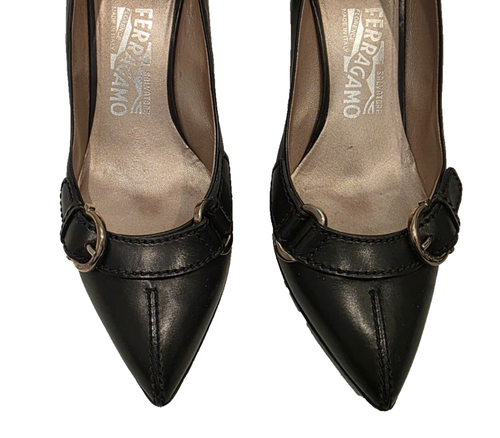 SALVATORE FERRAGAMO "Neck" Black Leather Pointed Toe Pump - Size 9C - Picture 4 of 8
