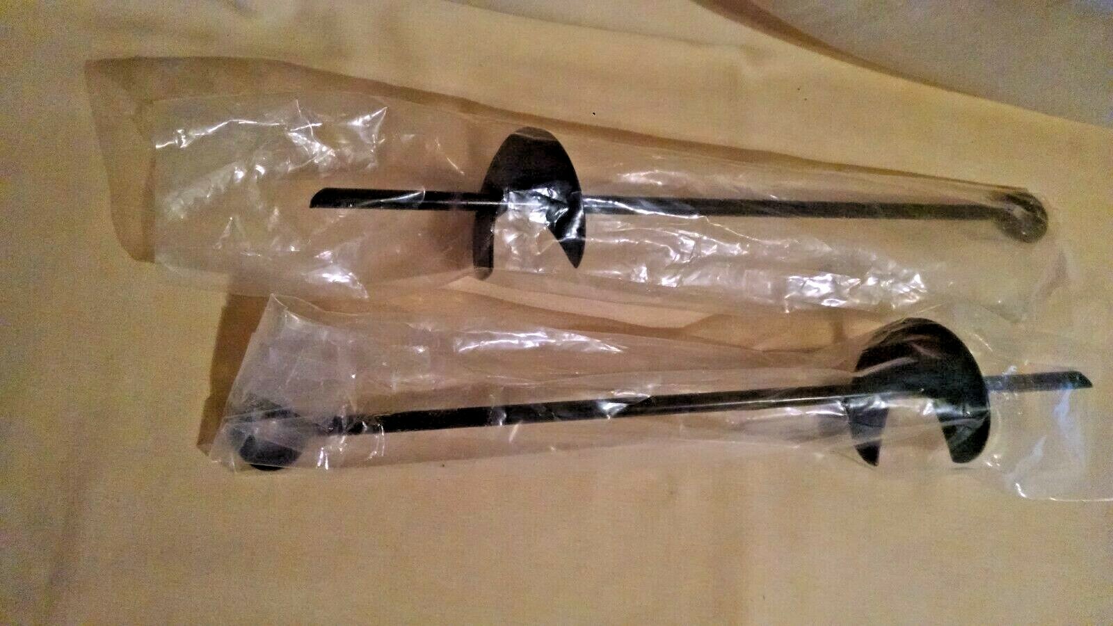 METAL TIE DOWN SPIKE SET 2 NEW AUGER SCREW CLOSED LOOP END EYEBOLT