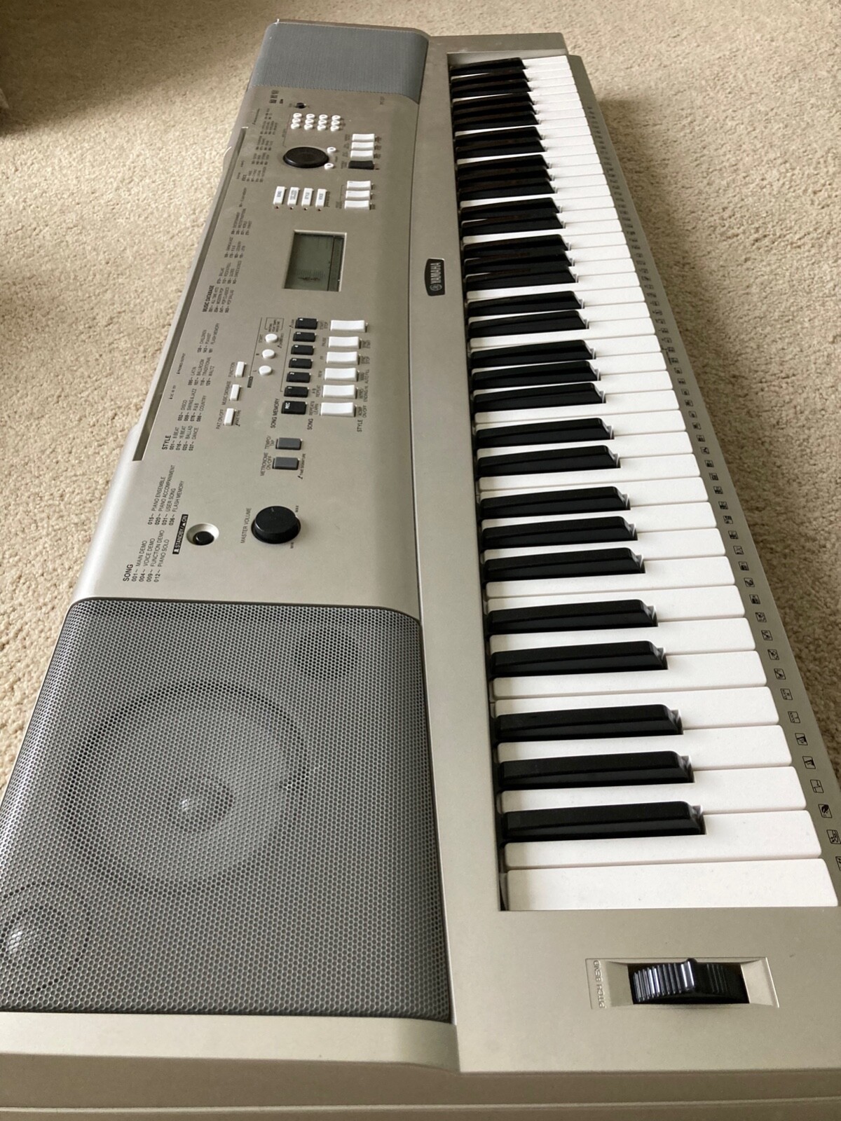 ヤマハ キーボード DGX230 中古】01 31-56637-11 ヤマハ YAMAHA 電子