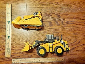 LOT of 2 Caterpillar CAT toys Front End Loader Bulldozer Toy State WORKS, CLEAN
