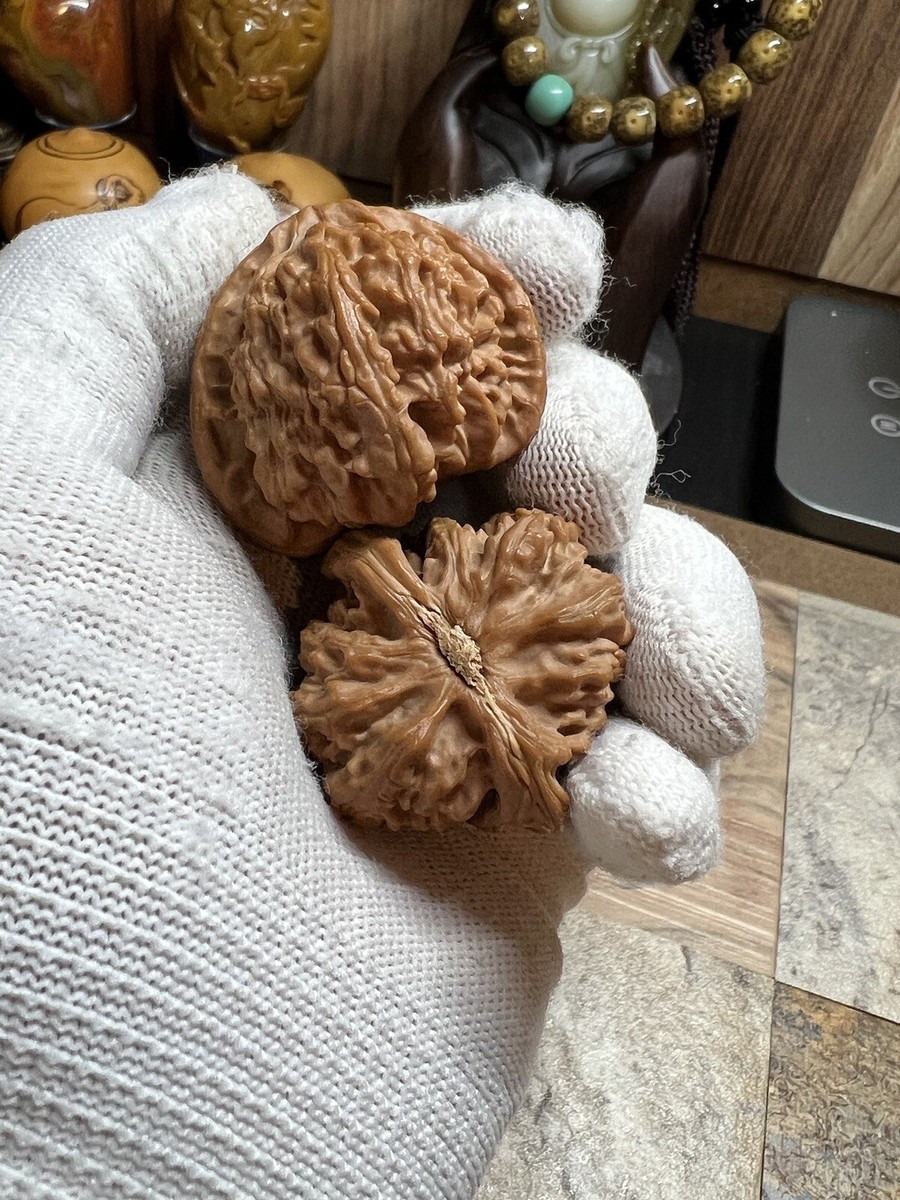 Pair of Match Chinese Health Walnut 40×40×37mm精配文玩核桃