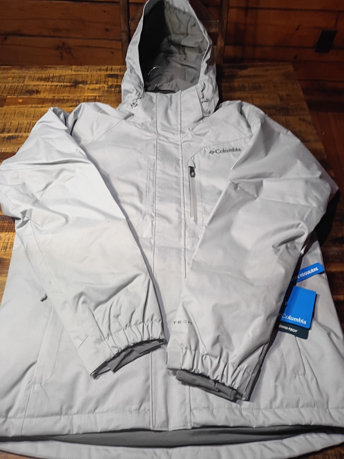 Chaqueta de esquí de invierno con capucha mediana Columbia Alpine Action 2 Omni Heat Waterprf para hombre