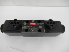 Vickers DG4V-3-6C-M-U-H7-60, Solenoid Operate...