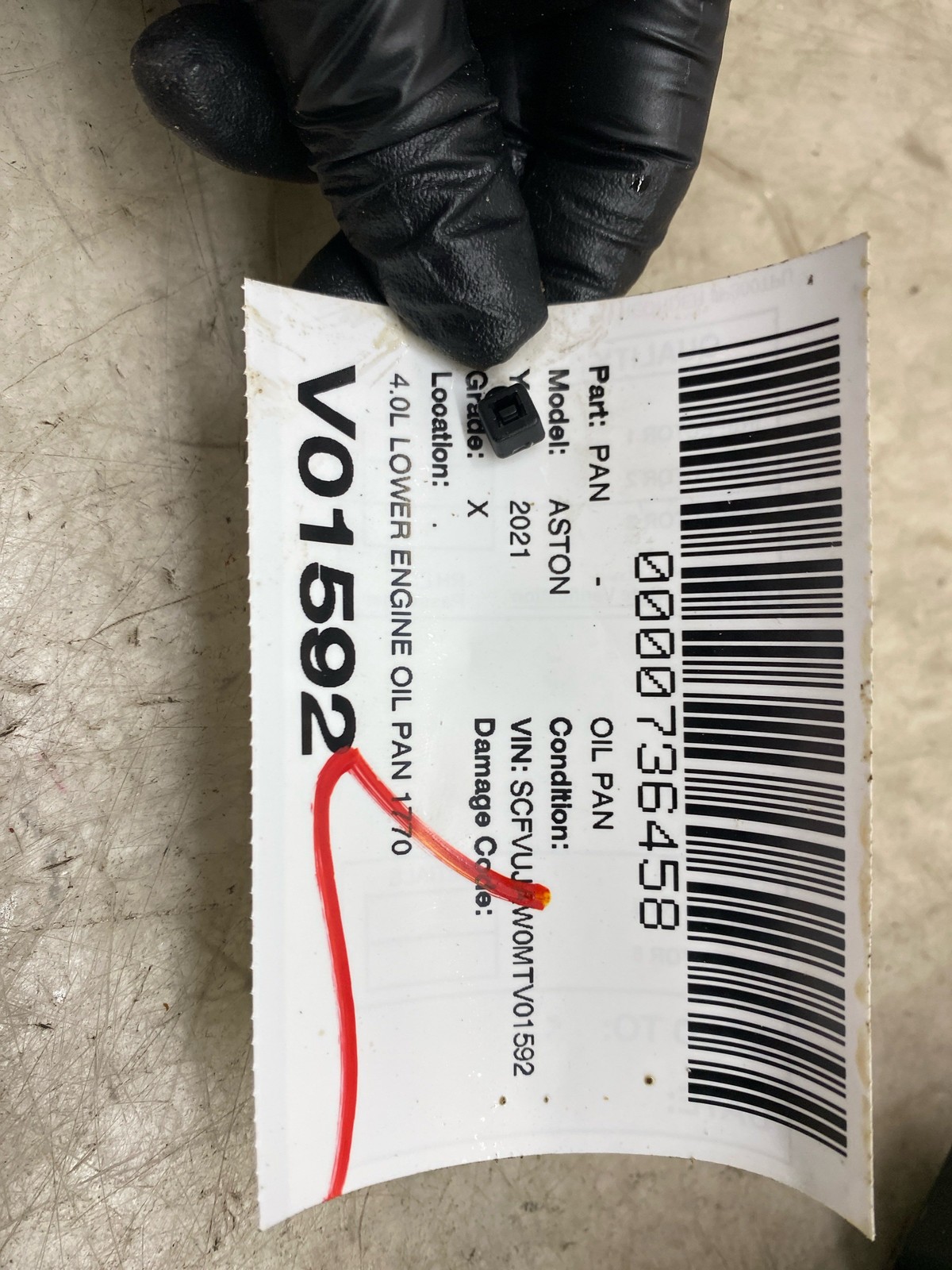 2020-2025 ASTON MARTIN DBX OEM 4.0L LOWER ENGINE OIL PAN 1770105505