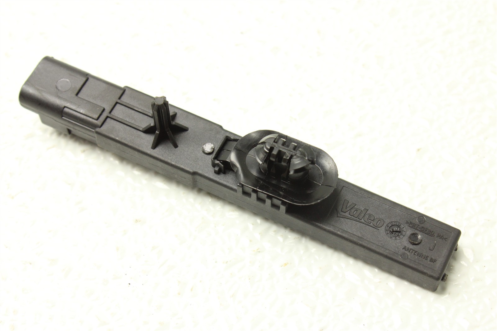 McLaren Artura 2025 Antenna P/N 16MA457CP