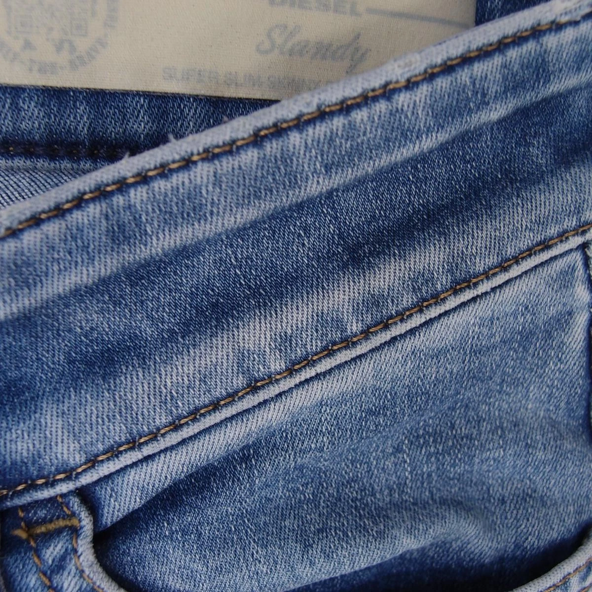 Jeans Diesel Femme Taille 36 Bleu - Coupe Droite, 98% Coton, Occasion Très Bon état