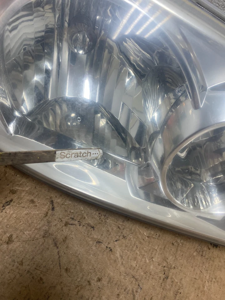 Faro lateral derecho pasajero Kia Sedona 2002 a 2005 OEM S7458 CV Foto 4 de 4